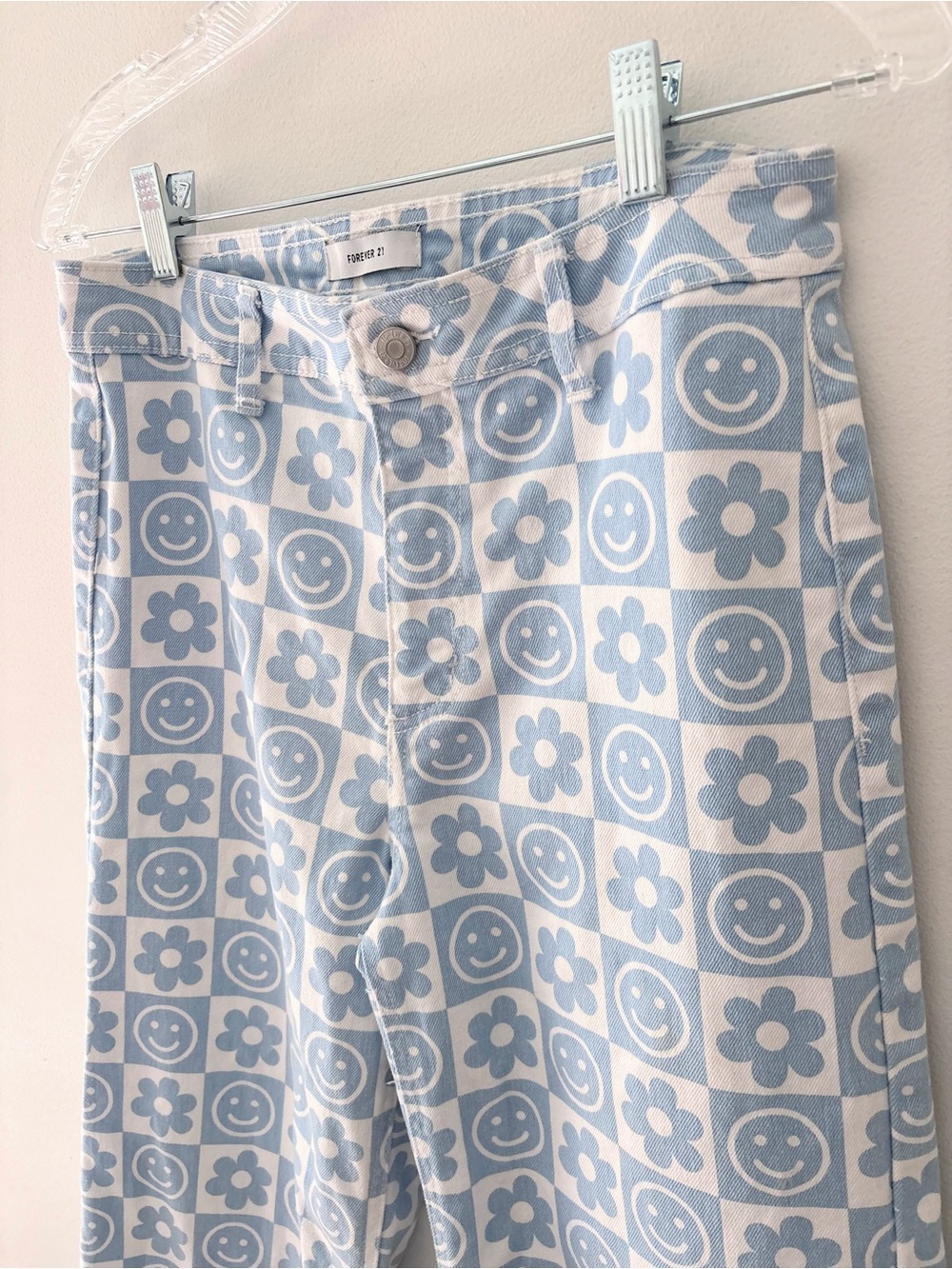 Forever 21 blue white checkered smiley face flower 70’s wide leg jean pants 27 - Picture 3 of 8